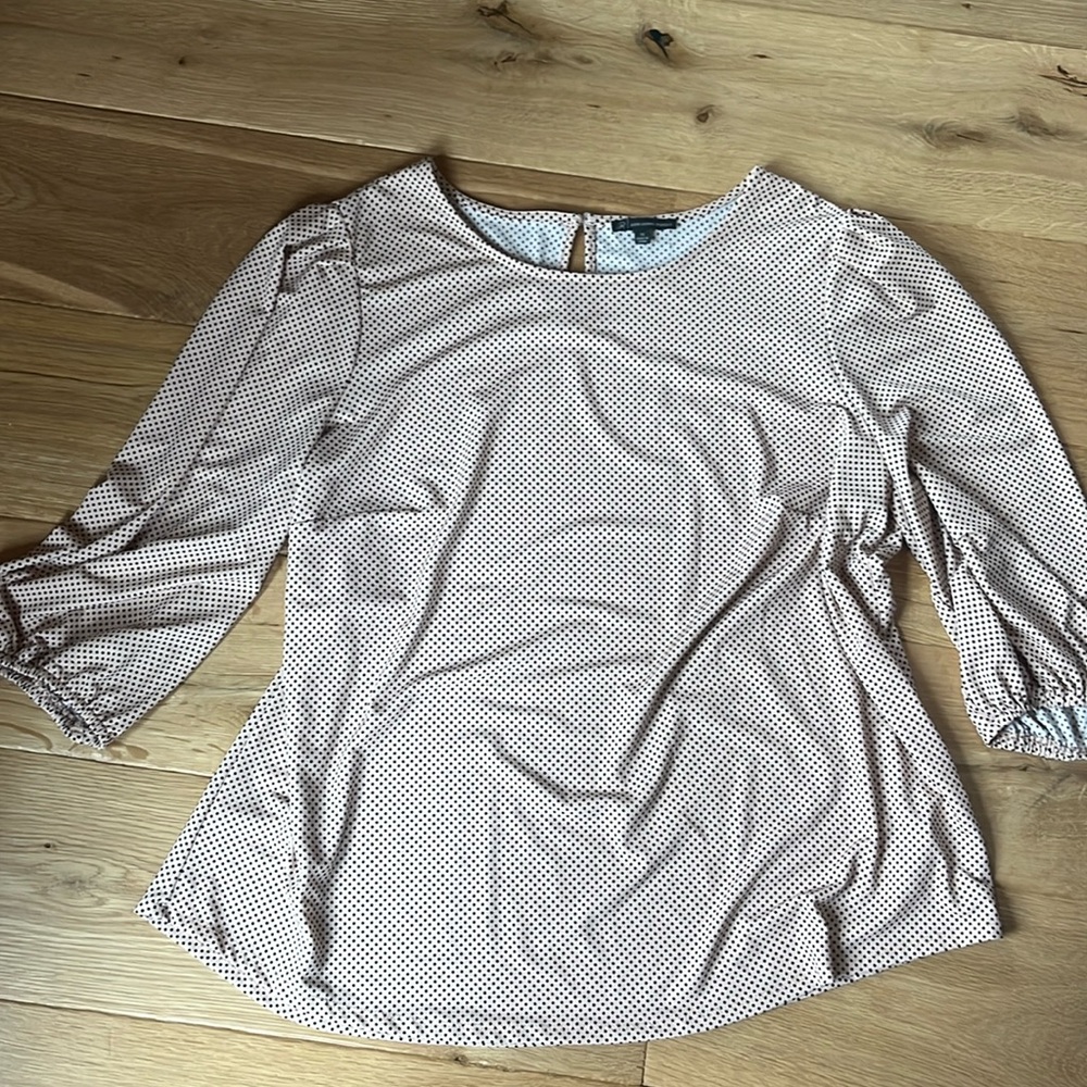 Adrianna Papell blouse, light pink polkadot, size 1x.